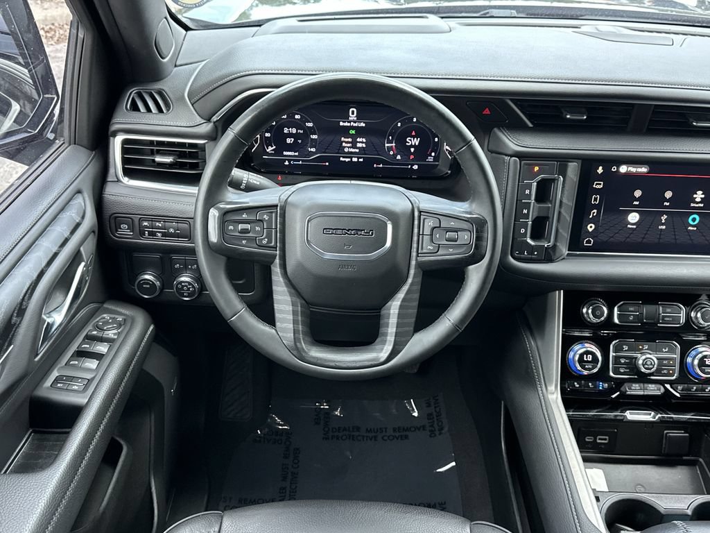 Used 2023 GMC Yukon Denali RWD image 14