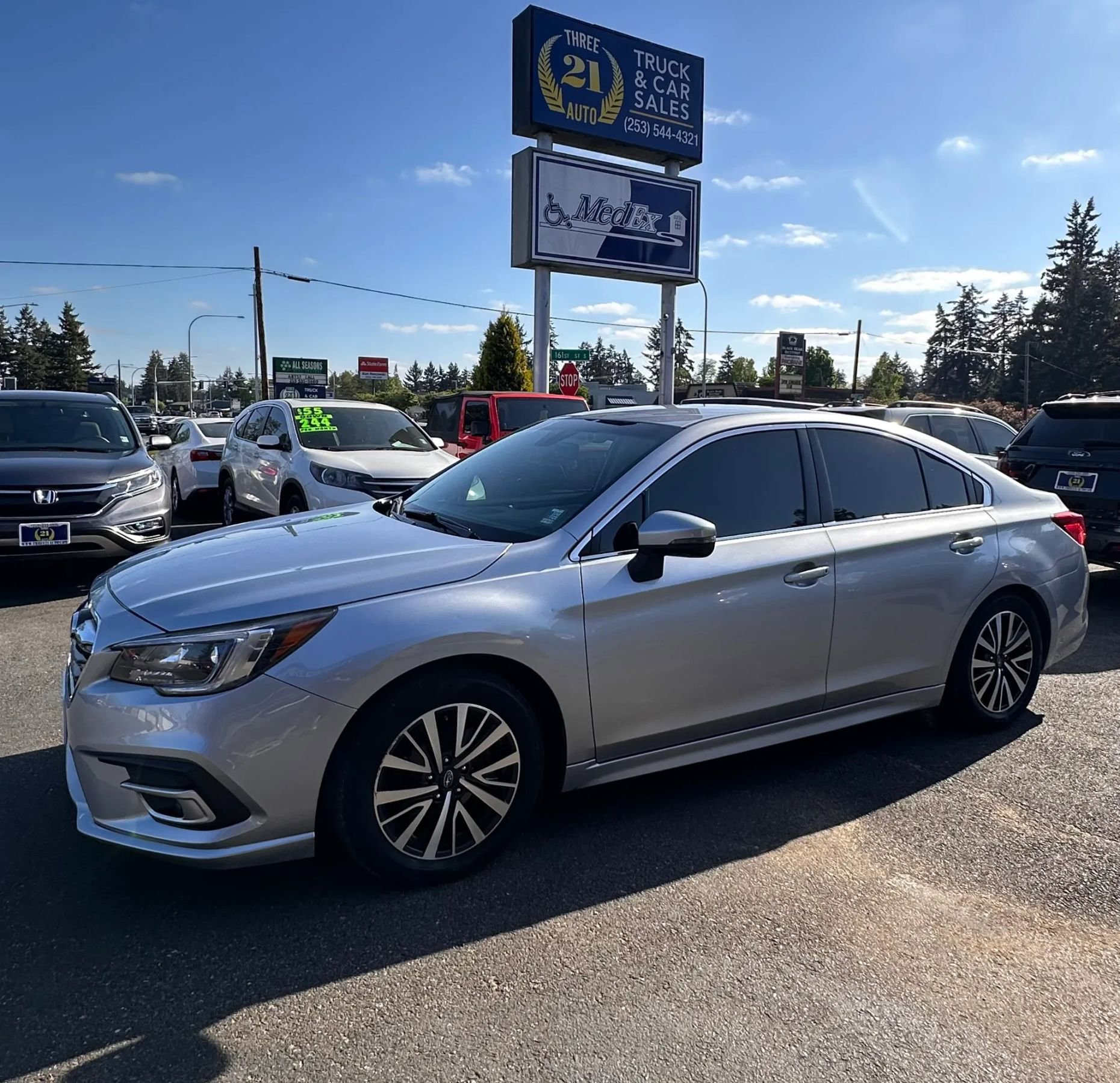Used 2019 Subaru Legacy 2.5i Premium AWD/4WD image 2