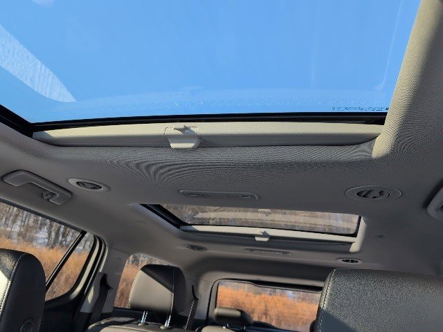 Certified 2021 GMC Acadia SLT w/ Elevation Edition image 20