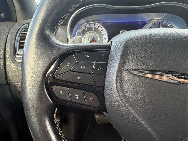 Used 2022 Chrysler 300 S image 28