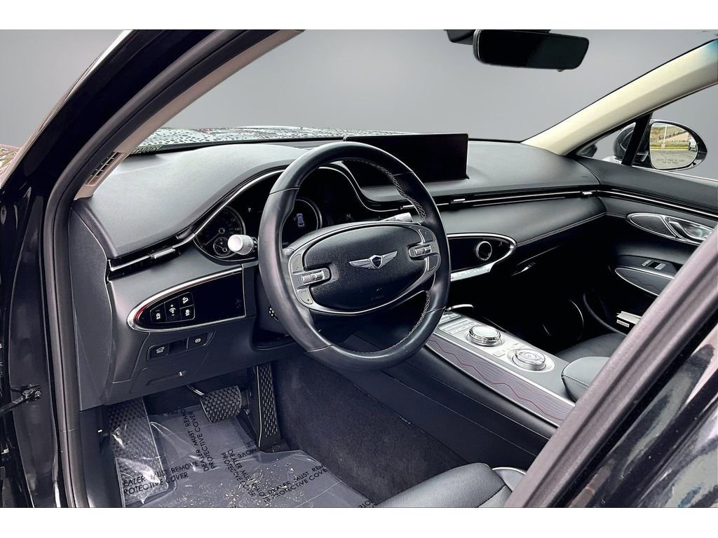 Used 2023 Genesis GV70 2.5T w/ Advanced Package image 14