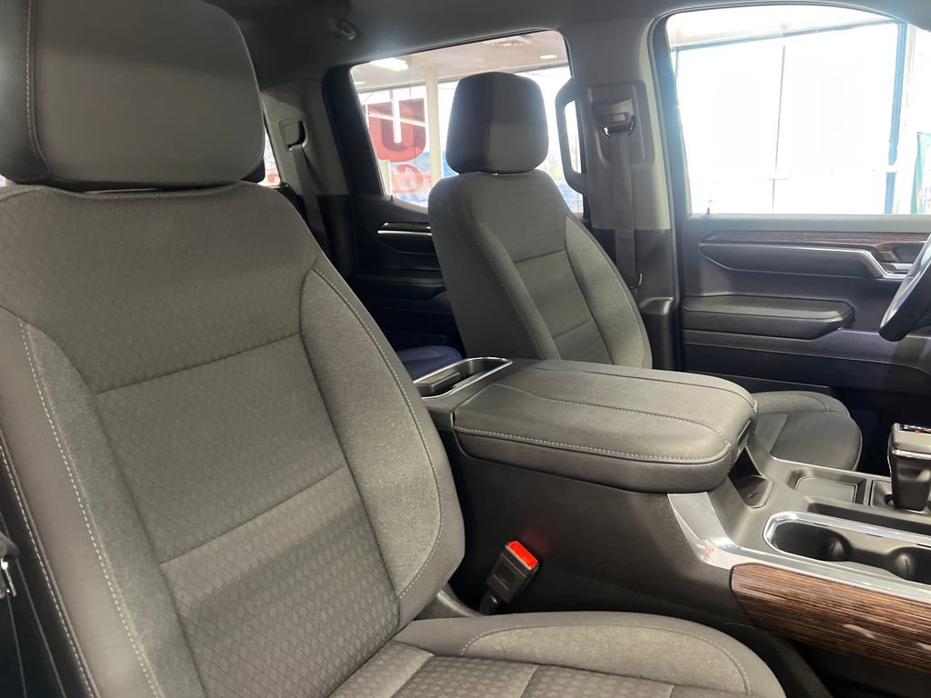 Used 2023 GMC Sierra 1500 Elevation w/ X31 Off-Road Package AWD/4WD image 45