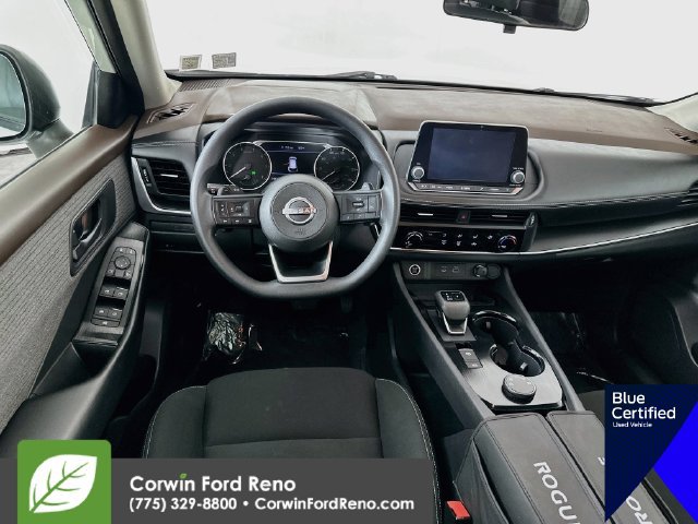 Used 2023 Nissan Rogue S AWD/4WD image 24