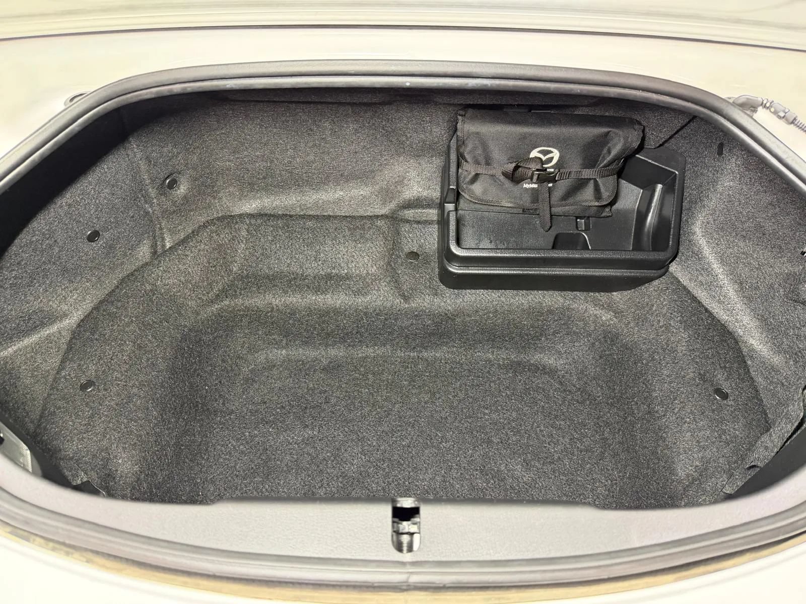 Used 2017 MAZDA MX-5 Miata RF Grand Touring RWD image 15