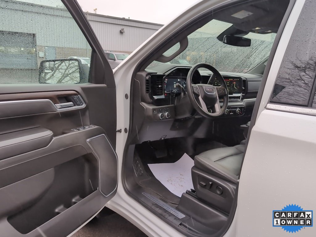 Used 2025 GMC Sierra 1500 SLT image 13
