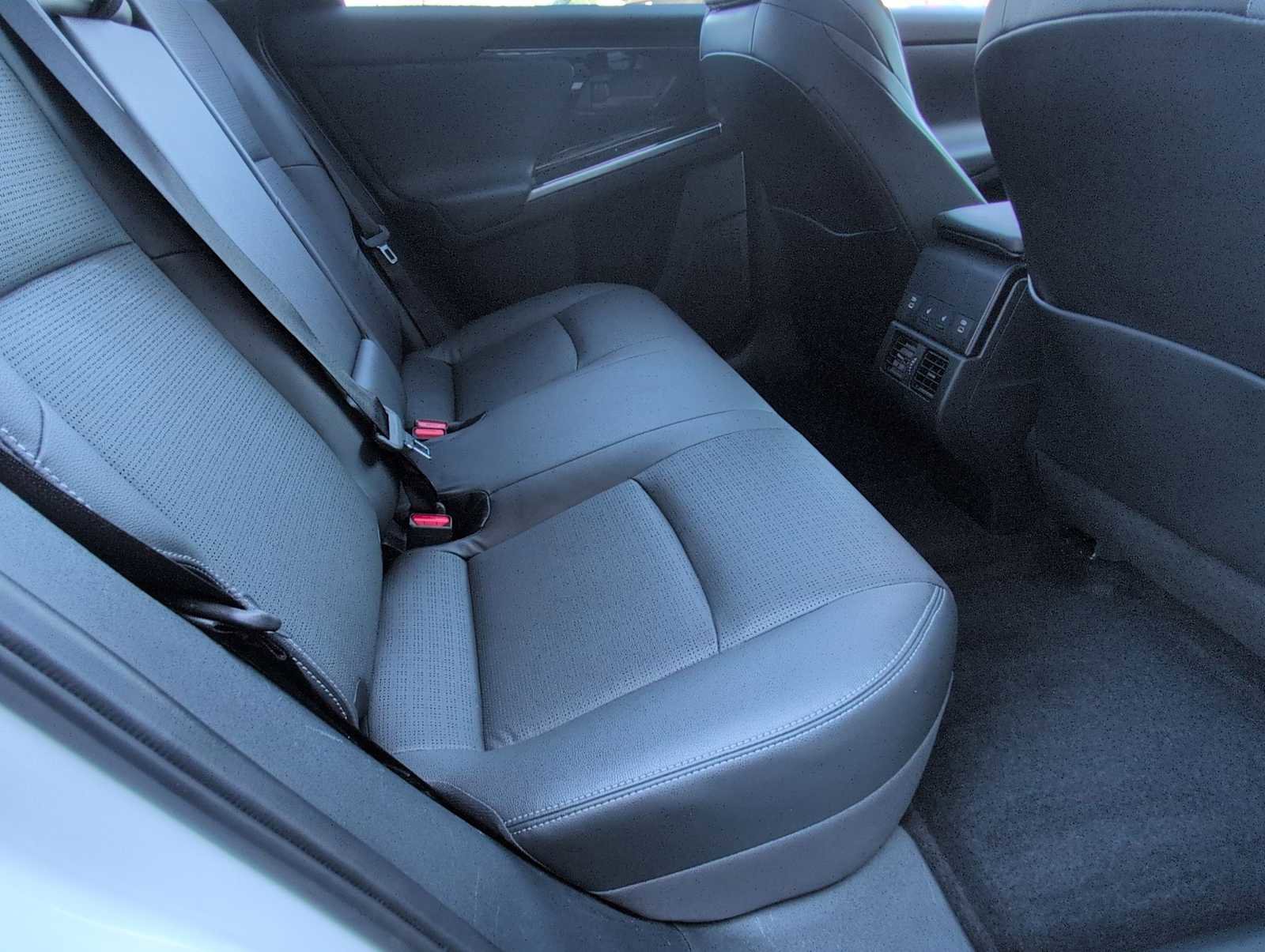 Used 2023 Subaru Solterra AWD image 22