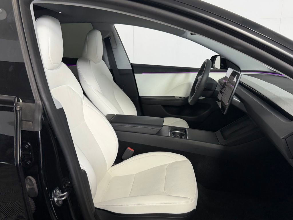 Used 2025 Tesla Model 3 Long Range image 33