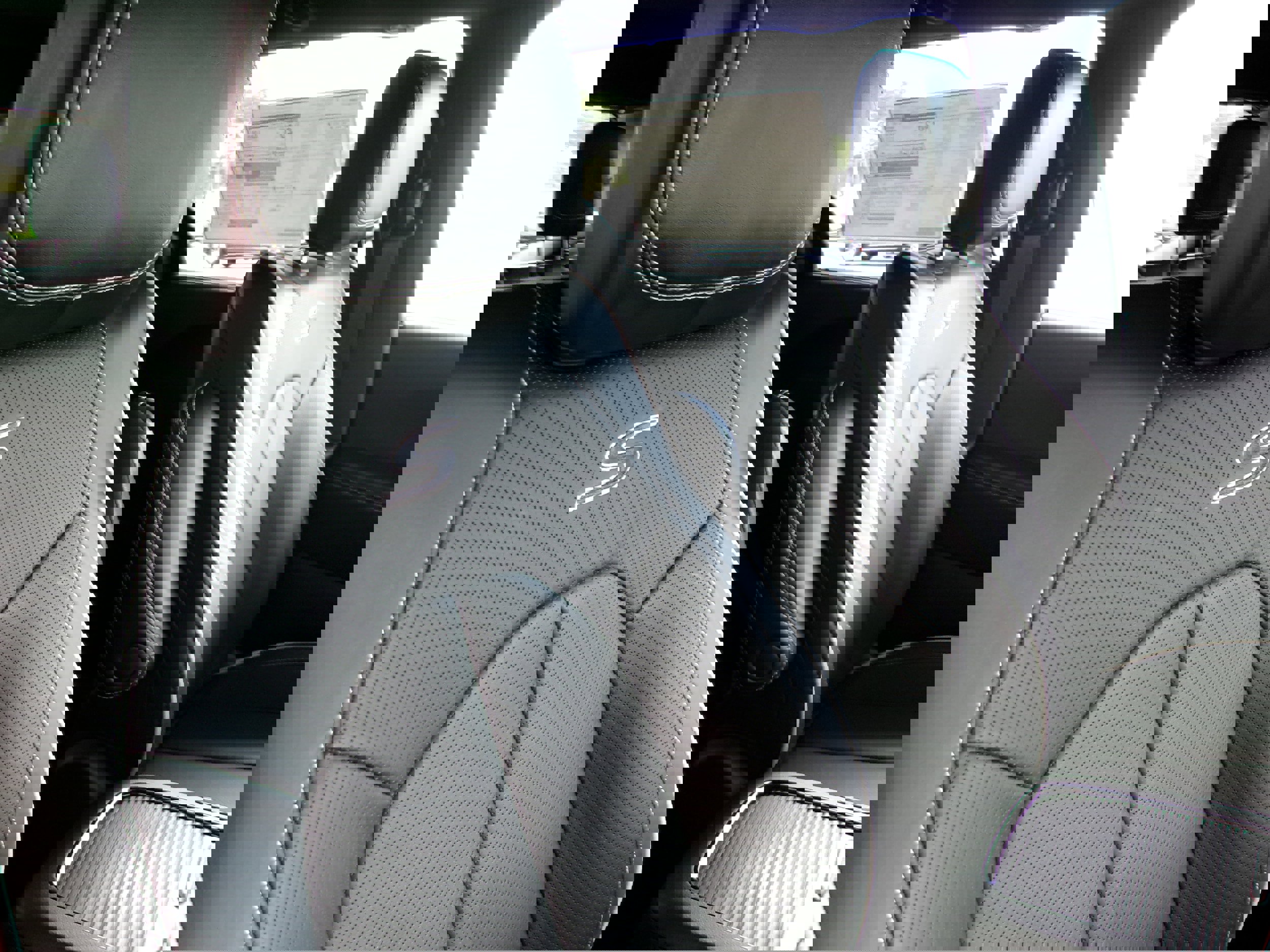 New 2026 Chrysler Pacifica Limited w/ S Appearance Package image 21