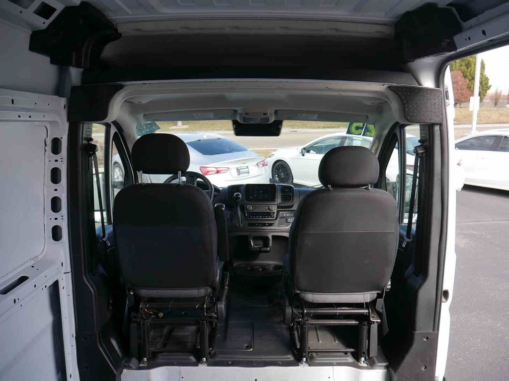 Used 2025 RAM ProMaster 2500 w/ Convenience Group image 20