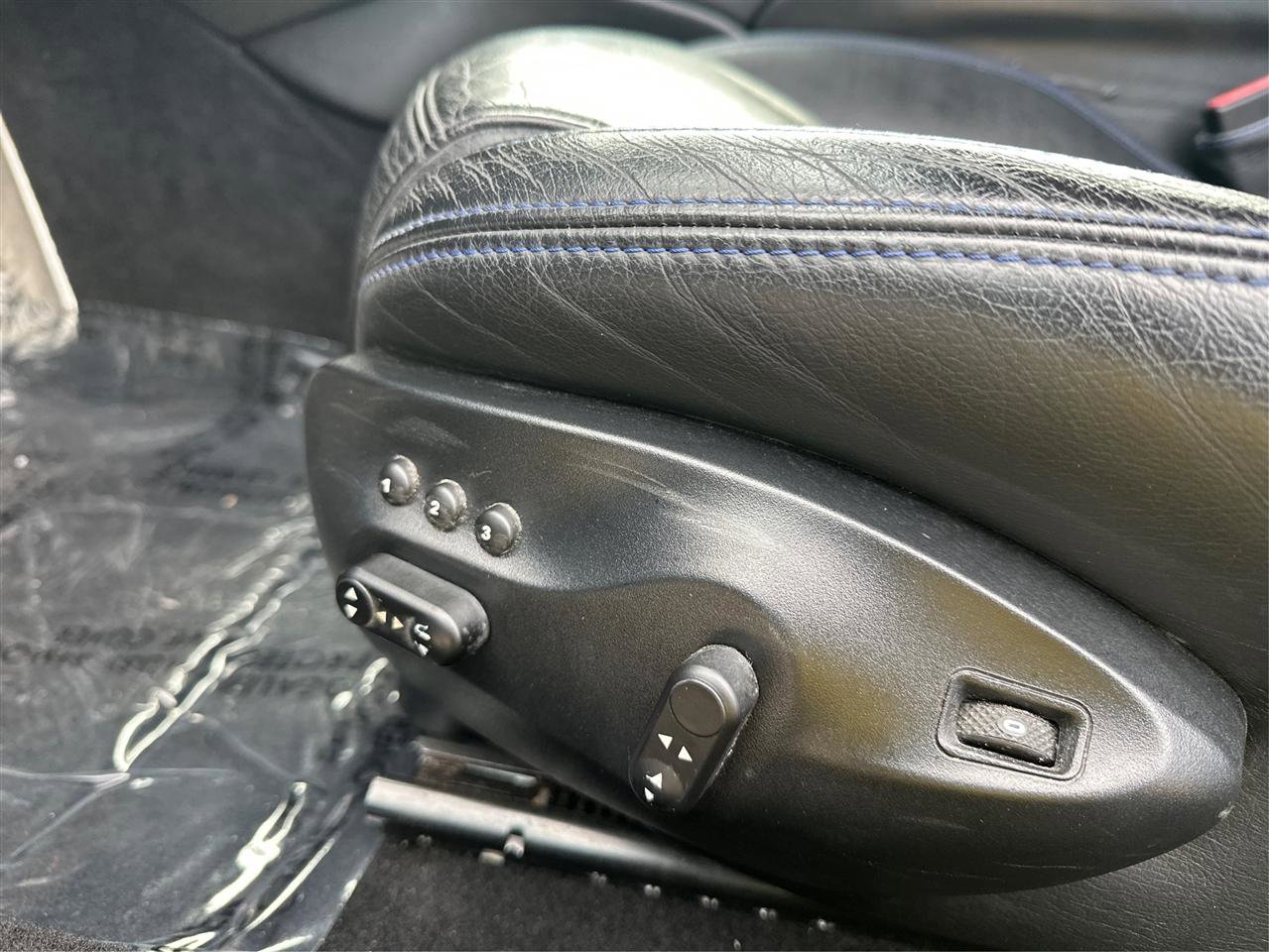 Used 2015 Maserati GranTurismo Sport image 19