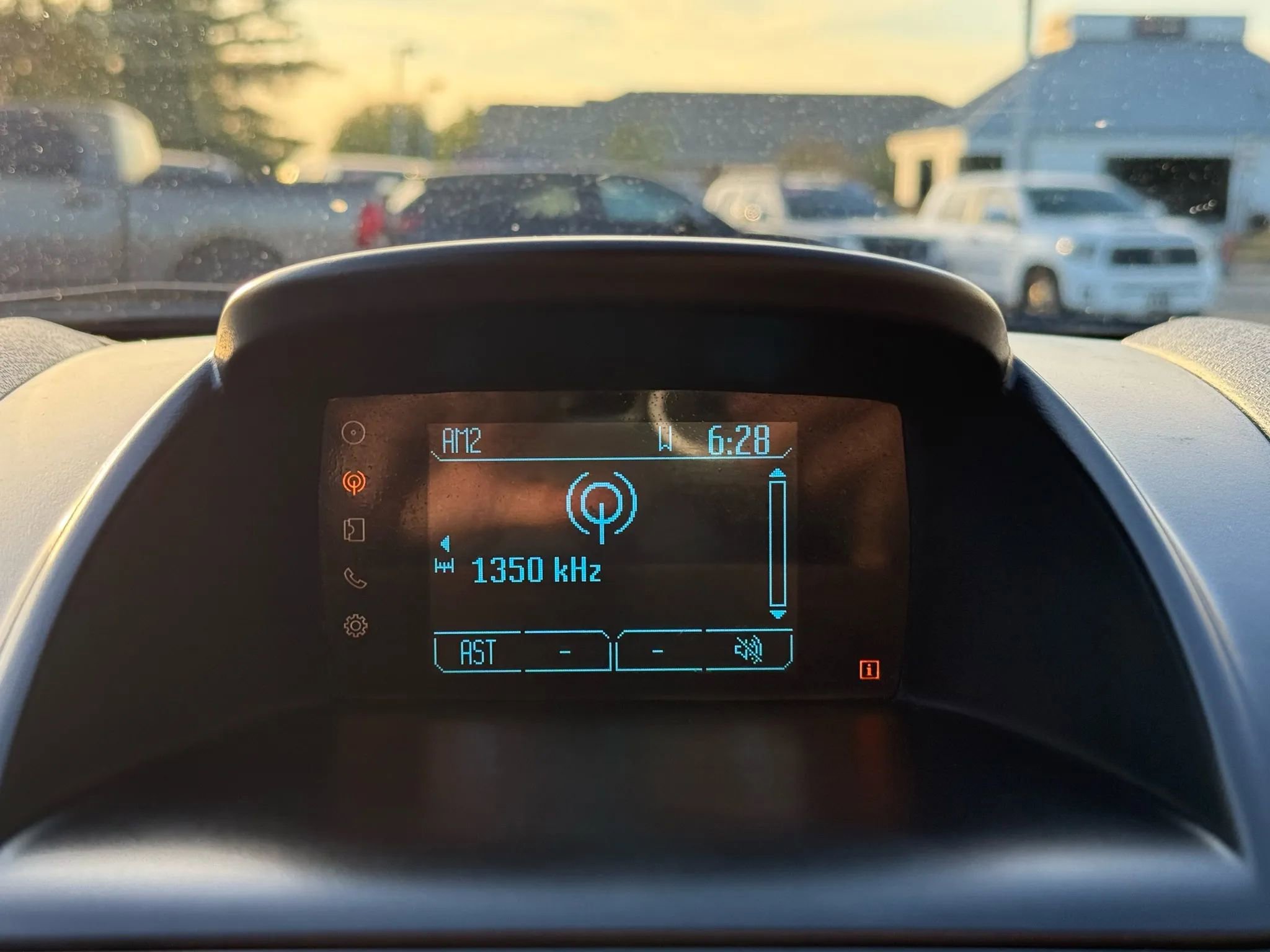 Used 2014 Ford Fiesta SE image 18