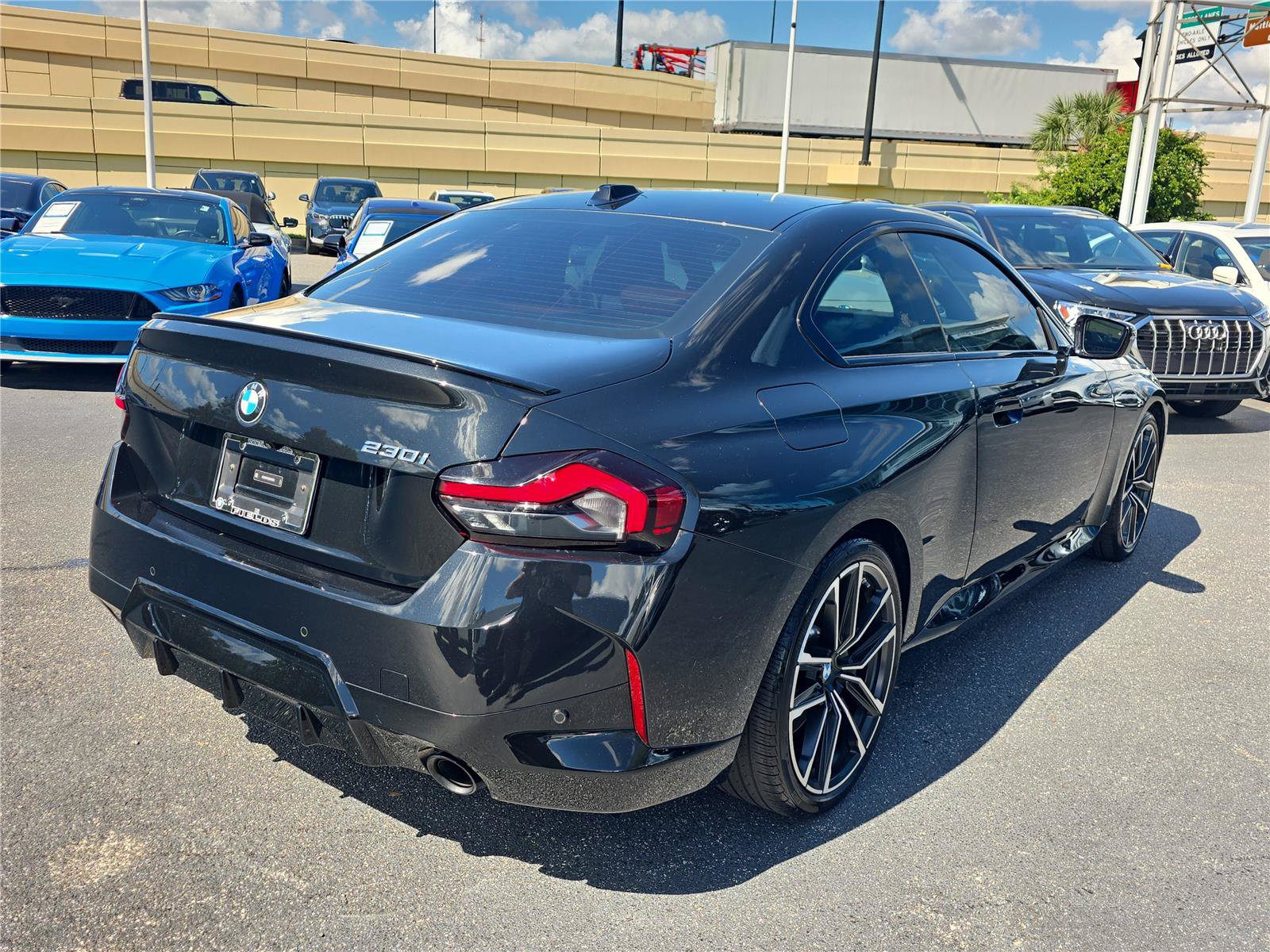 Certified 2024 BMW 230i Coupe w/ Premium Package RWD image 3