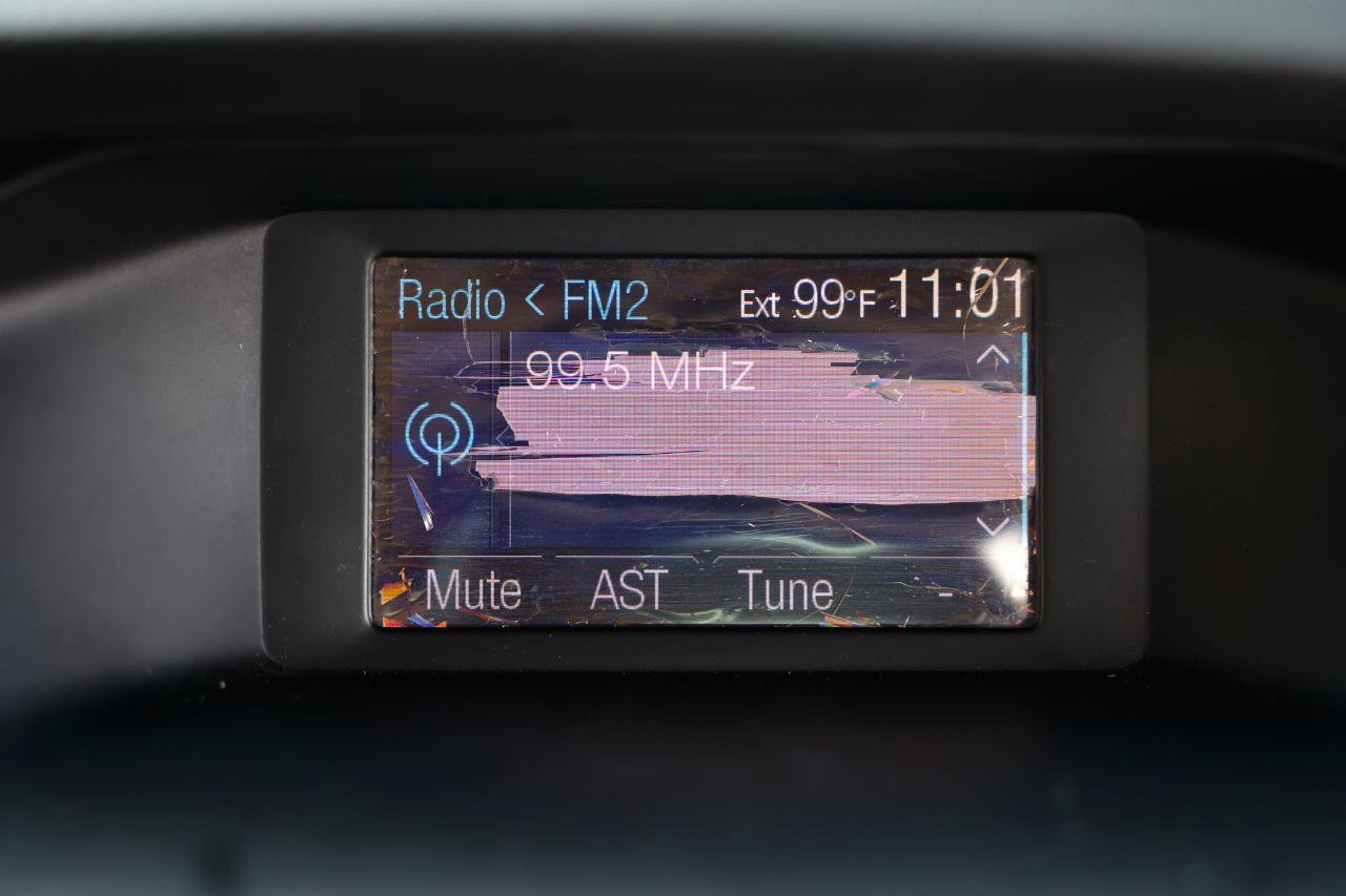 Used 2012 Ford Focus SE FWD image 32