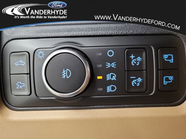 New 2026 Ford F350 Lariat w/ Lariat Premium Package image 22