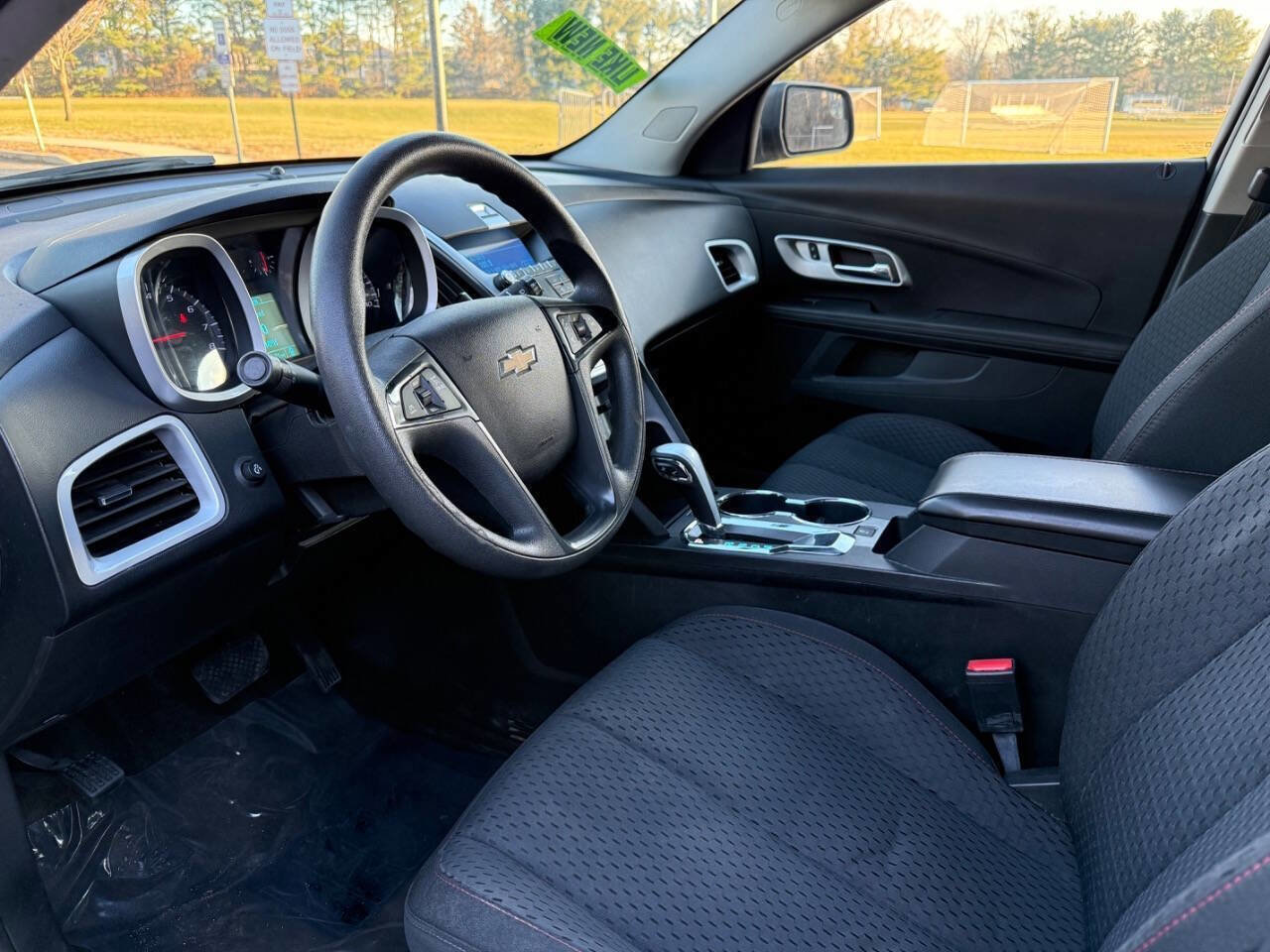 Used 2014 Chevrolet Equinox LS image 9