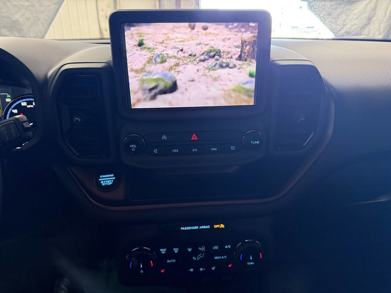 Used 2024 Ford Bronco Sport Outer Banks w/ Tech Package image 11