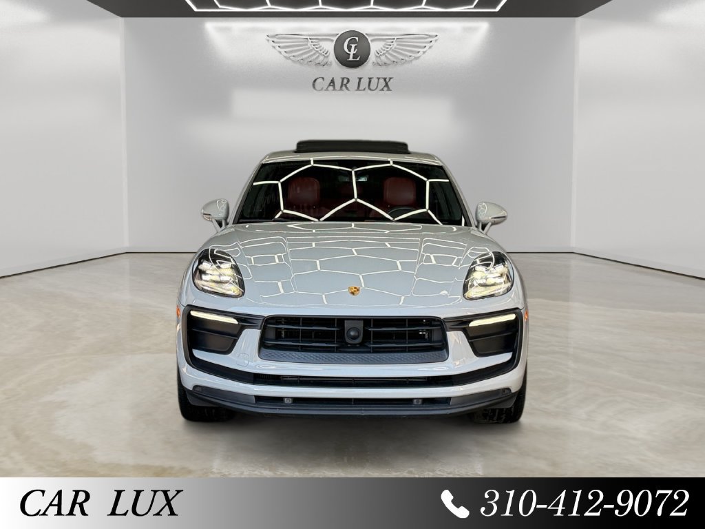Used 2023 Porsche Macan AWD/4WD image 8