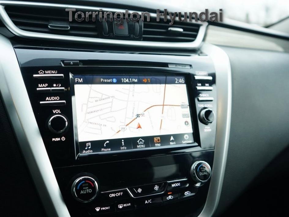 Used 2015 Nissan Murano SV w/ Premium Package image 13