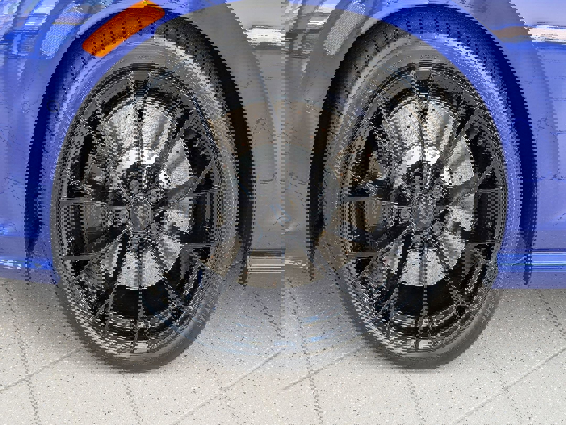 New 2025 Volkswagen Golf R Black Edition image 10