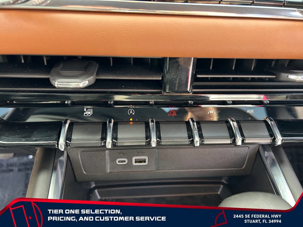 Certified 2023 GMC Canyon AT4 w/ AT4 Premium Package AWD/4WD image 22