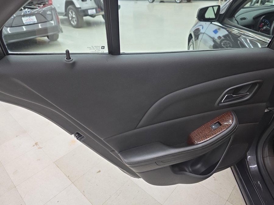 Used 2013 Chevrolet Malibu LTZ FWD image 13