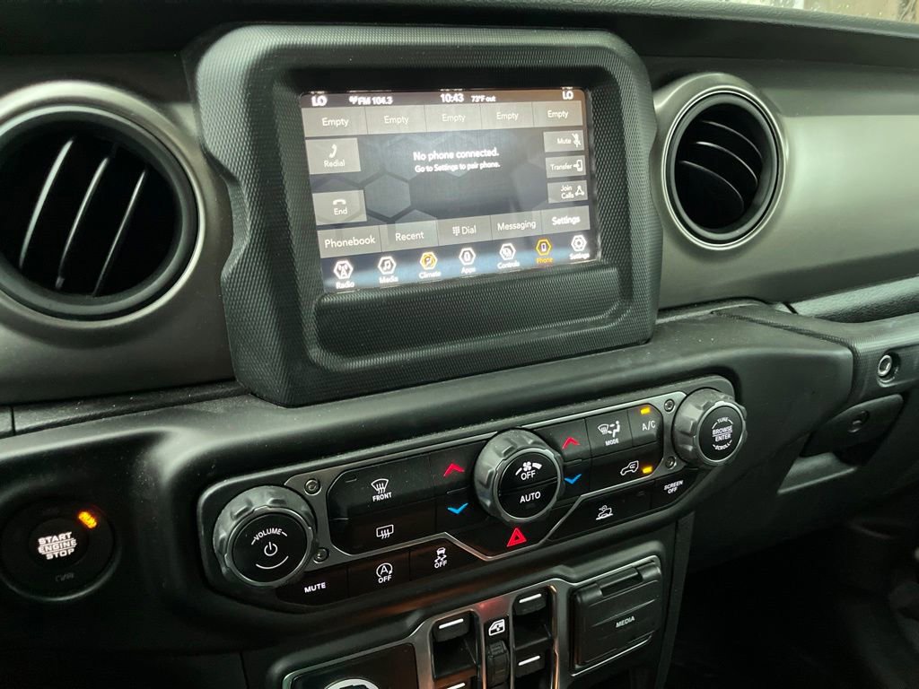 Used 2023 Jeep Wrangler Unlimited Sport AWD/4WD image 2