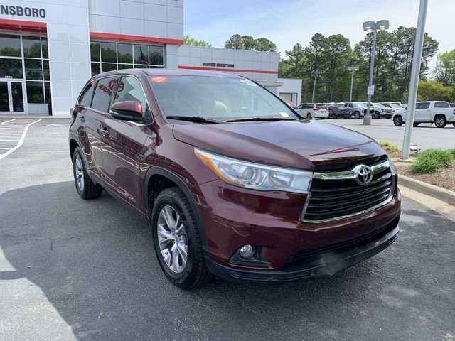 Used 2015 Toyota Highlander Plus image 2