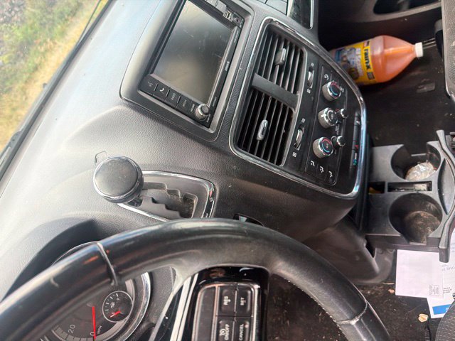 Used 2019 Dodge Grand Caravan SE FWD image 15