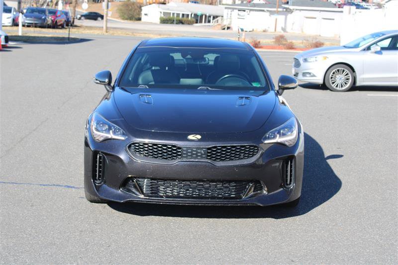 Used 2019 Kia Stinger GT2 image 3