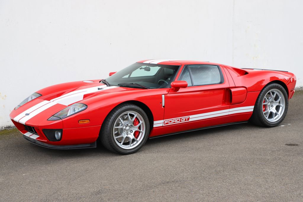 Used 2006 Ford GT RWD image 19