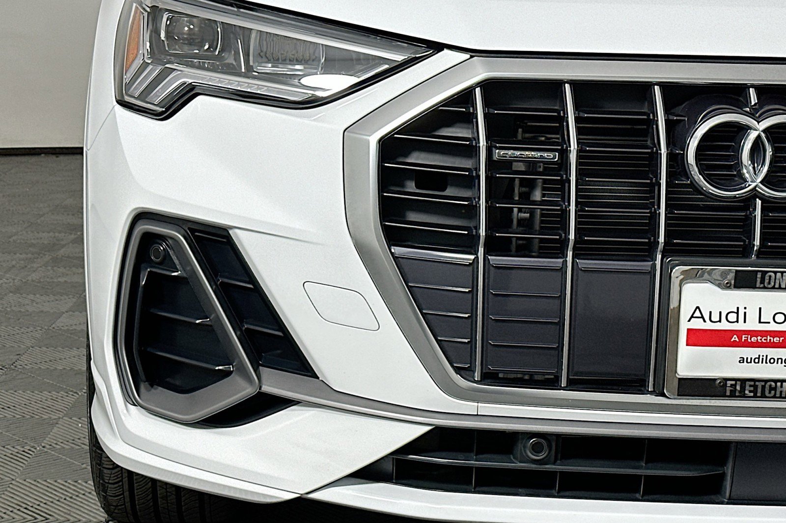 Used 2025 Audi Q3 2.0T Premium w/ Convenience Package image 16