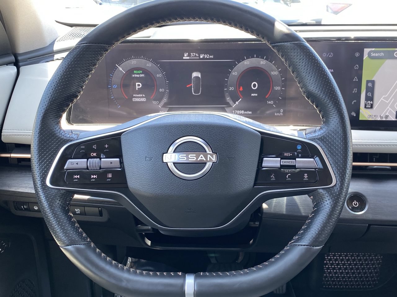 Certified 2023 Nissan Ariya FWD image 24