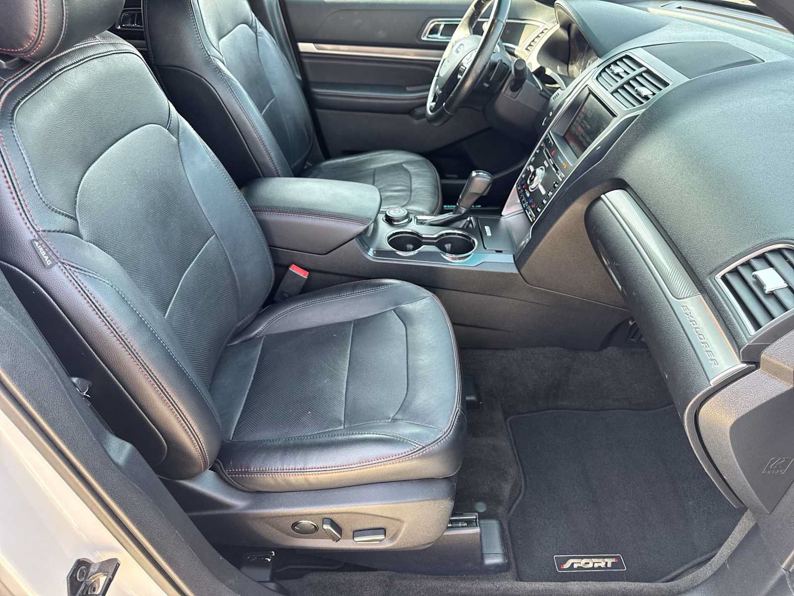 Used 2016 Ford Explorer Sport w/ Equipment Group 401A AWD/4WD image 24