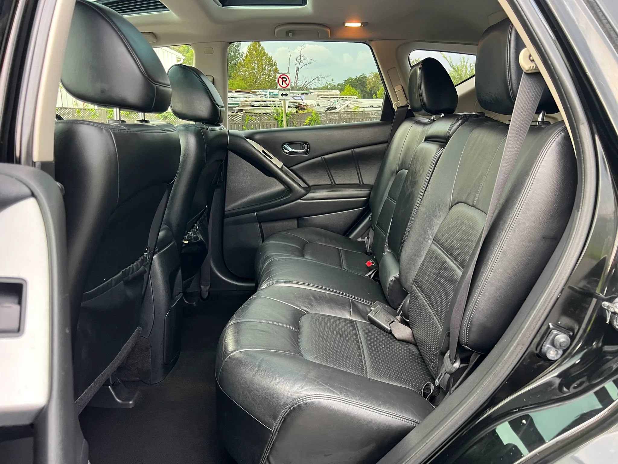 Used 2012 Nissan Murano SL w/ Navigation Pkg AWD/4WD image 18