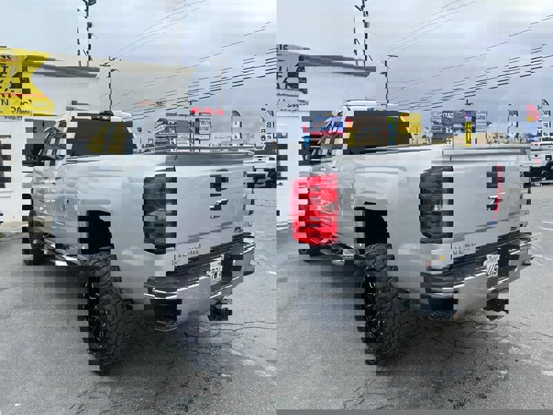 Used 2017 Chevrolet Silverado 2500 LT w/ All Star Edition RWD image 4