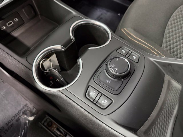 Used 2019 GMC Terrain SLE w/ Driver Convenience Package AWD/4WD image 14