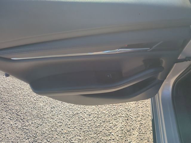 Used 2025 MAZDA MAZDA3 s image 26