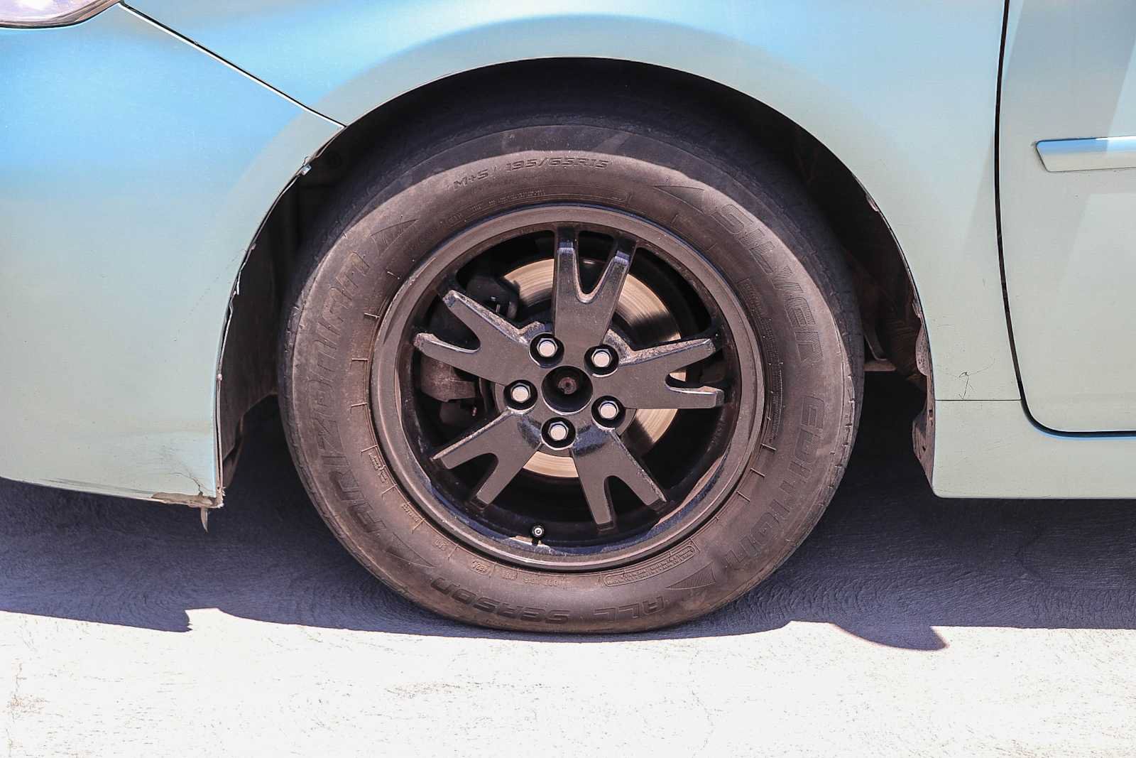 Used 2015 Toyota Prius Two FWD image 11