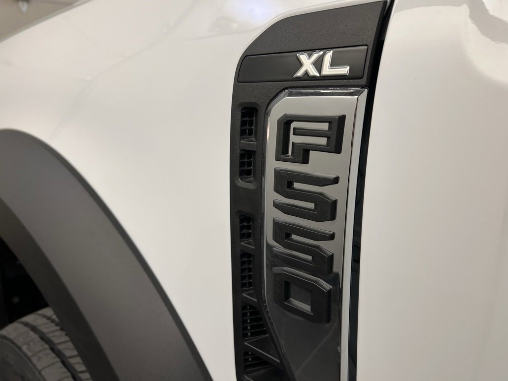 New 2025 Ford F550 XL w/ XL Chrome Package image 26