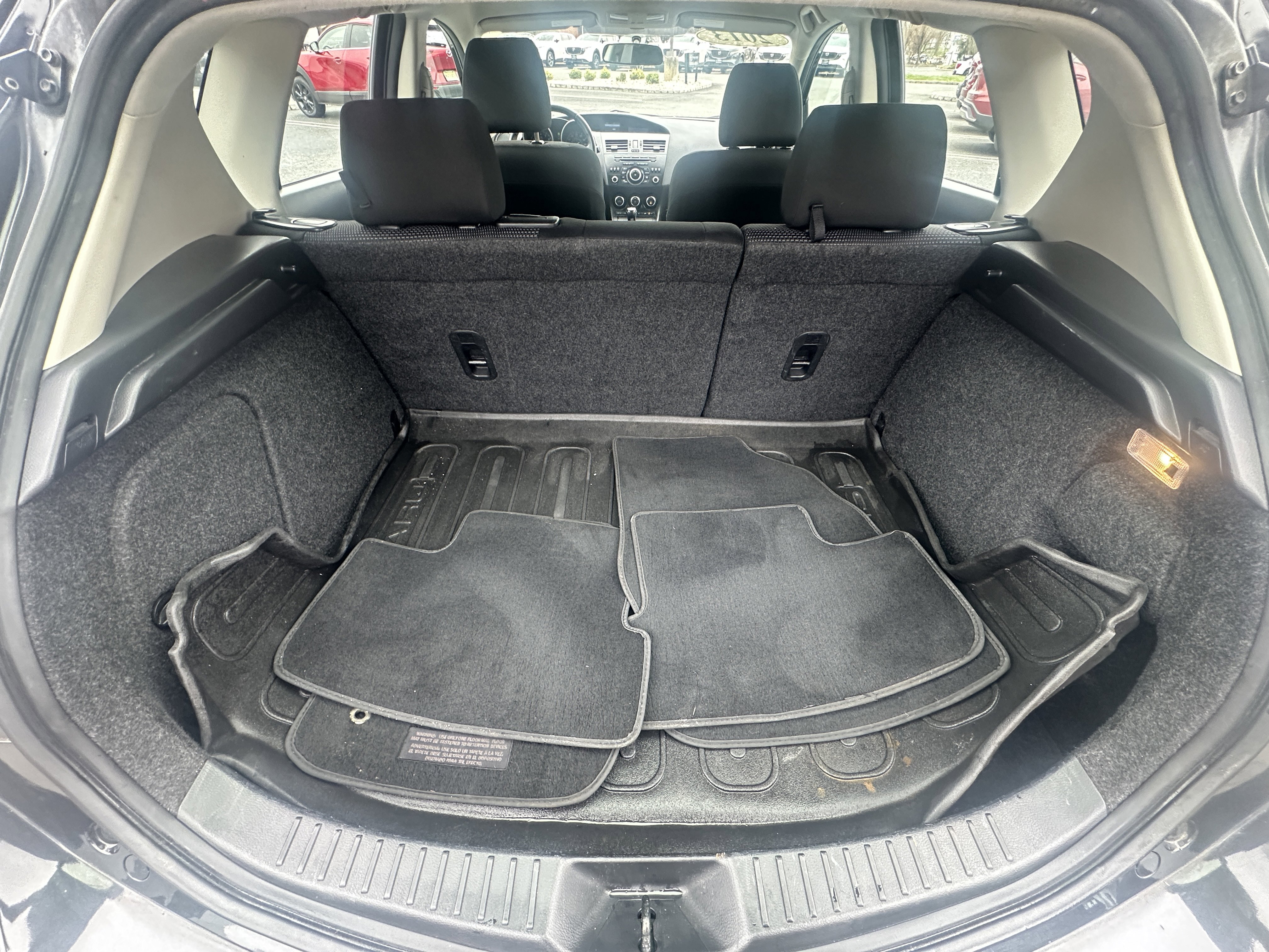 Used 2013 MAZDA MAZDA3 i Touring image 4