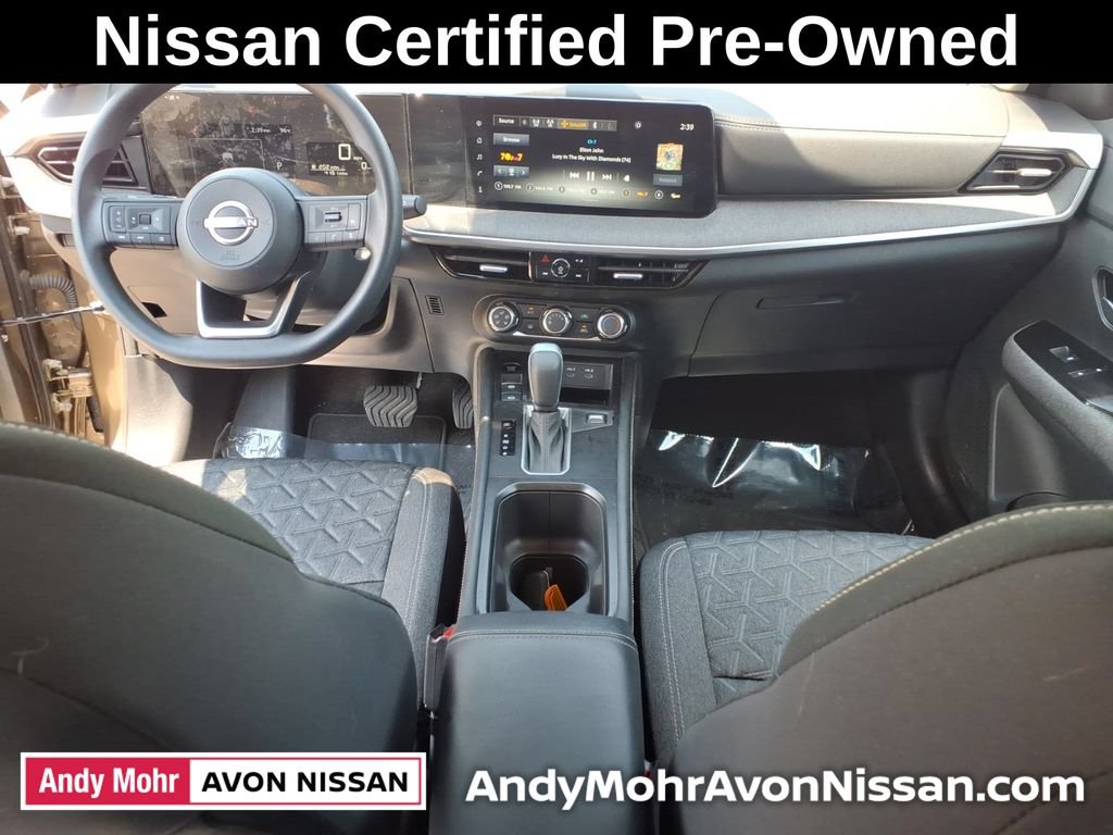 Certified 2025 Nissan Kicks SV AWD/4WD image 31