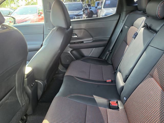 Used 2025 Nissan Kicks SR FWD image 12