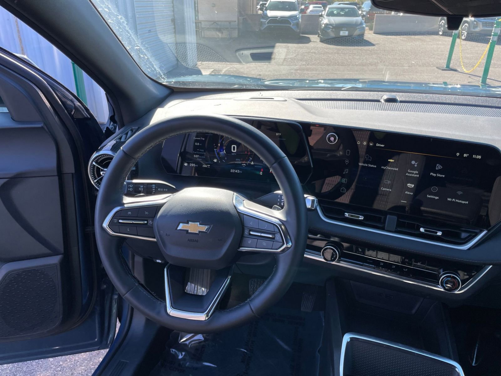 Used 2025 Chevrolet Equinox LT image 33