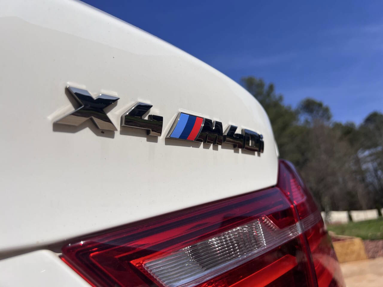 Used 2018 BMW X4 M40i image 22