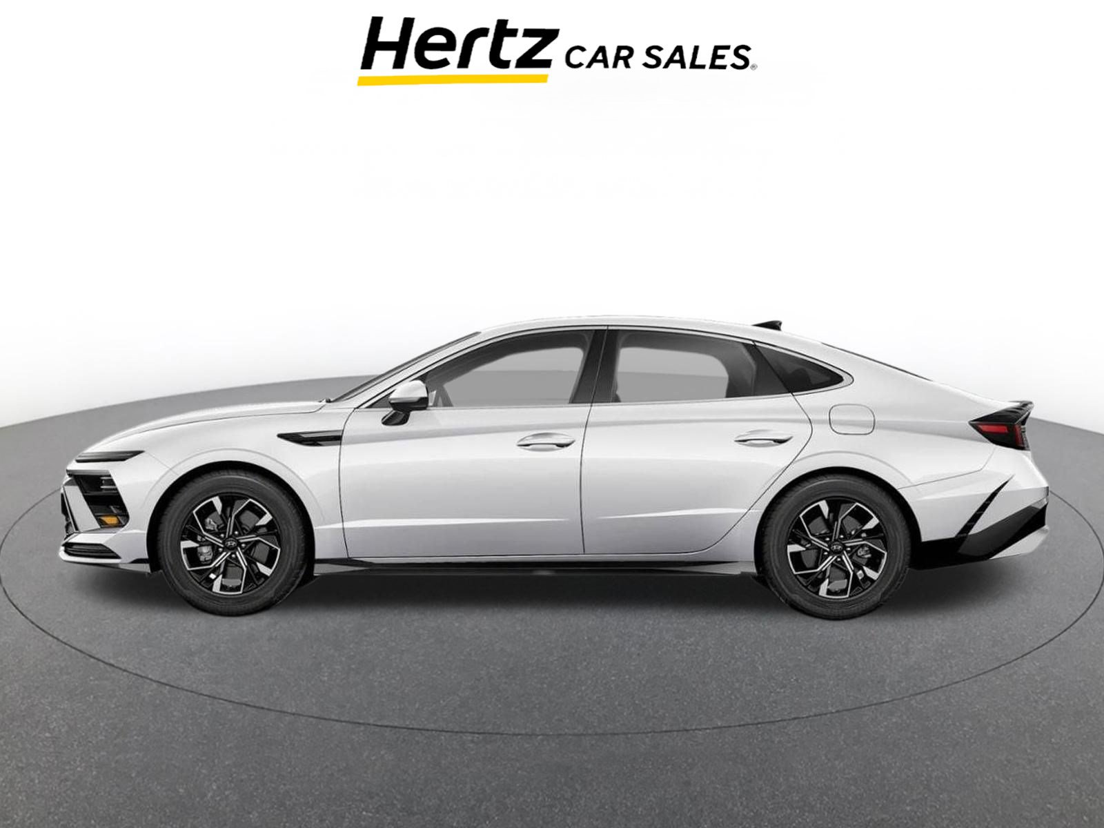 Used 2025 Hyundai Sonata SEL FWD image 2