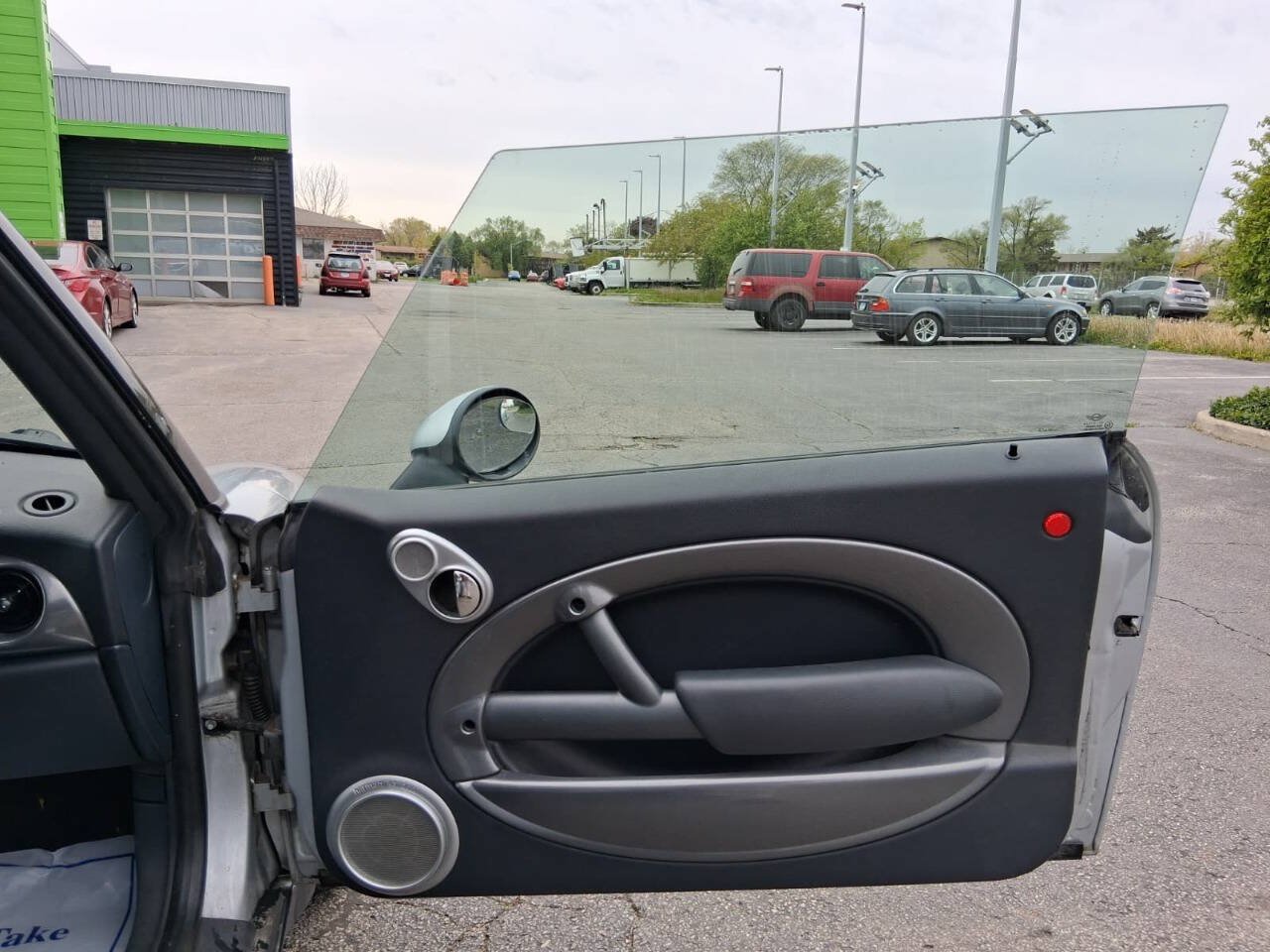 Used 2006 MINI Cooper Convertible FWD image 12