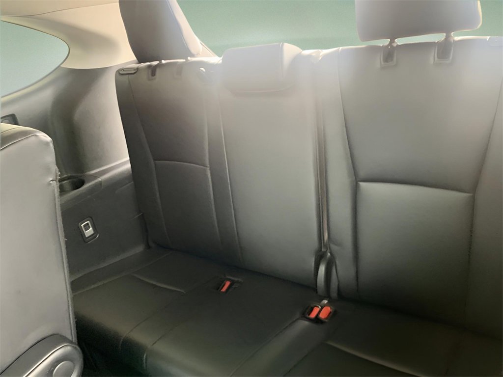 Used 2024 Toyota Highlander XLE image 21