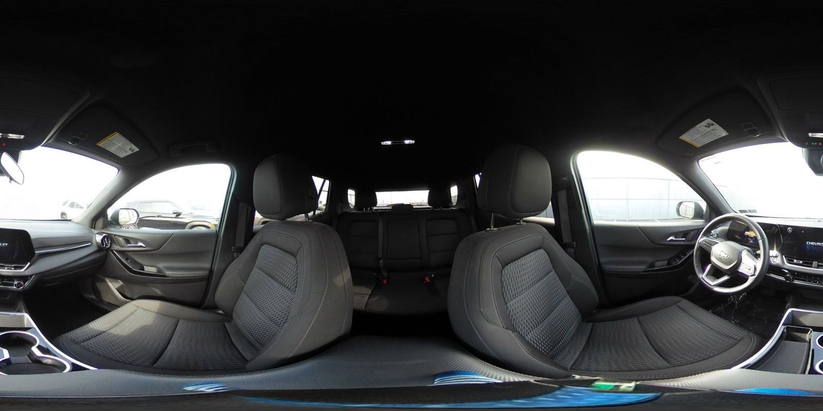 Used 2025 Chevrolet Equinox LT image 41