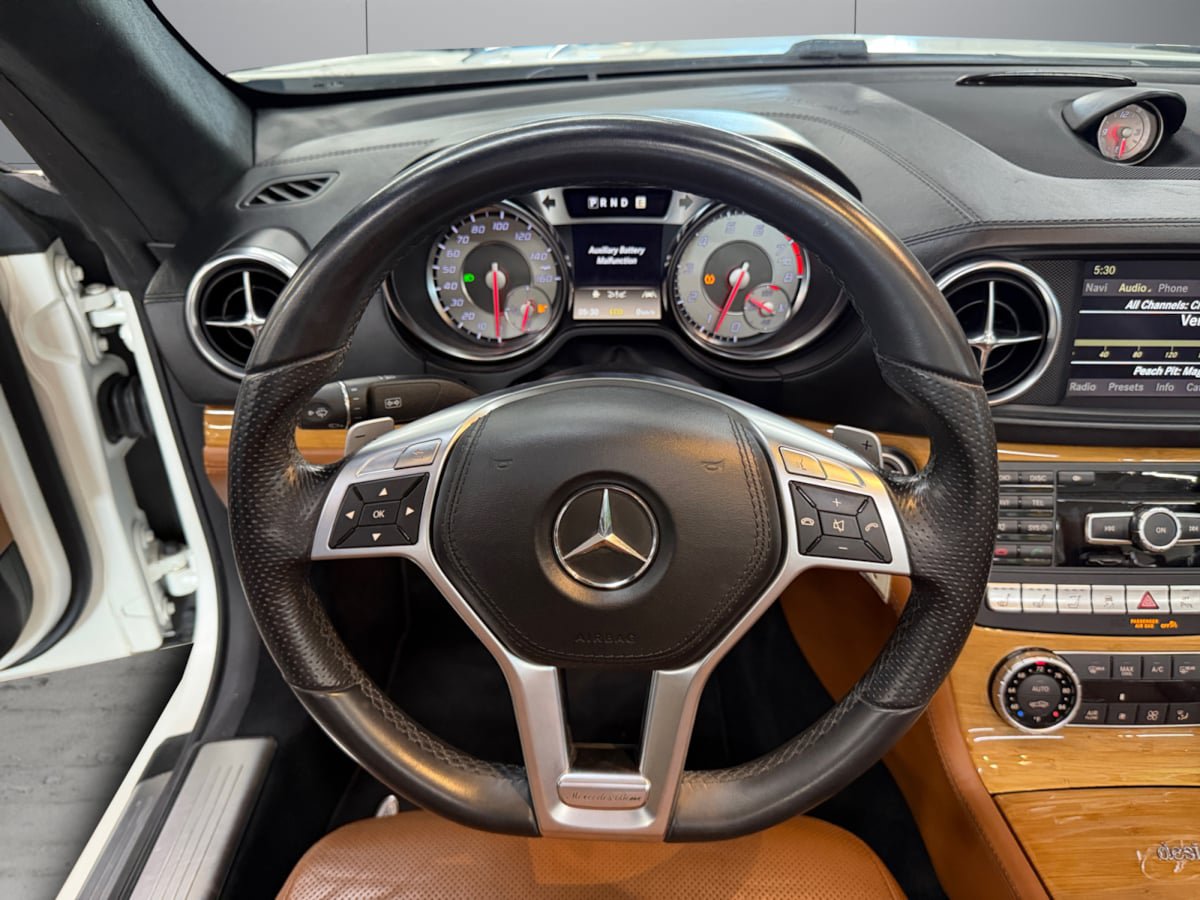 Used 2013 Mercedes-Benz SL 550 image 13