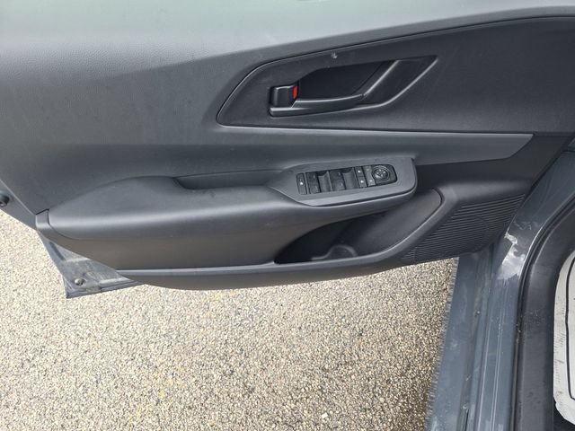 Used 2025 Toyota Prius LE FWD image 8